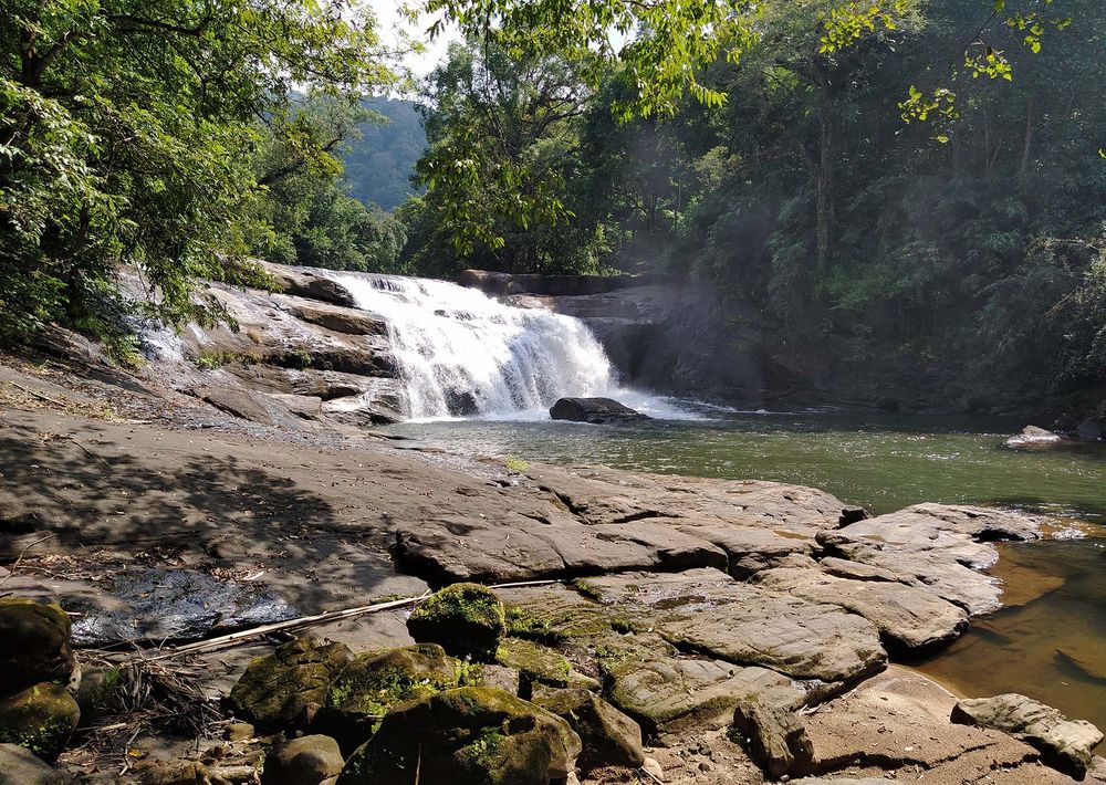 Thommankuthu Waterfalls, Kerala © Shutterstock